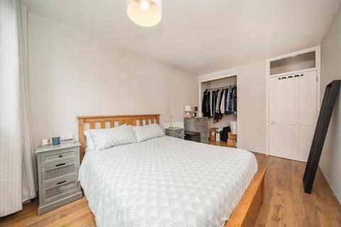 1 bedroom flat to rent, Redan Street, London W14