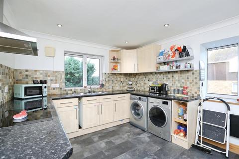 2 bedroom flat for sale, Fallowfield, SITTINGBOURNE