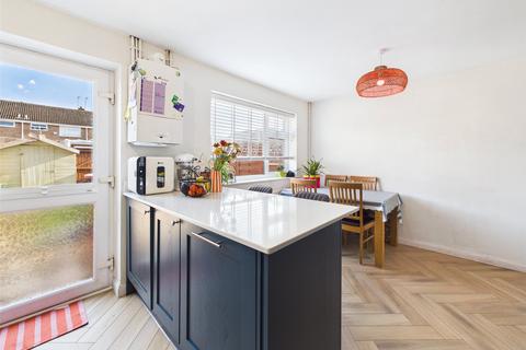 3 bedroom terraced house for sale, Distel Close, Cheltenham, Gloucestershire, GL50
