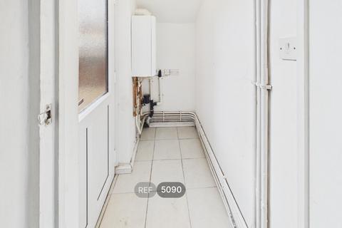 undefined, 32, Wakefield Road, Pontefract, WF7 7AB