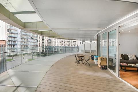 Arena Tower, Crossharbour Plaza E14