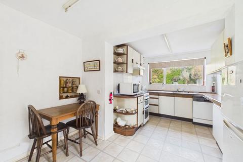 3 bedroom detached house for sale, Heron Way, Horsham RH13