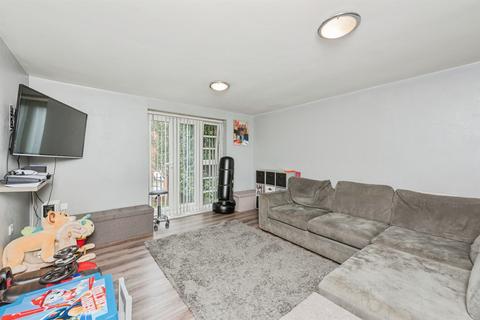 2 bedroom ground floor flat for sale, City View, Erdington, BIRMINGHAM
