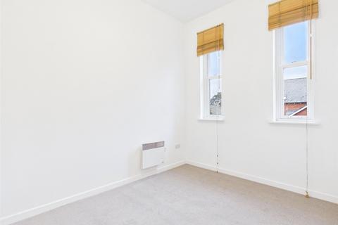 2 bedroom apartment for sale, Huckley Field, Abbeymead, Gloucester, Gloucestershire, GL4