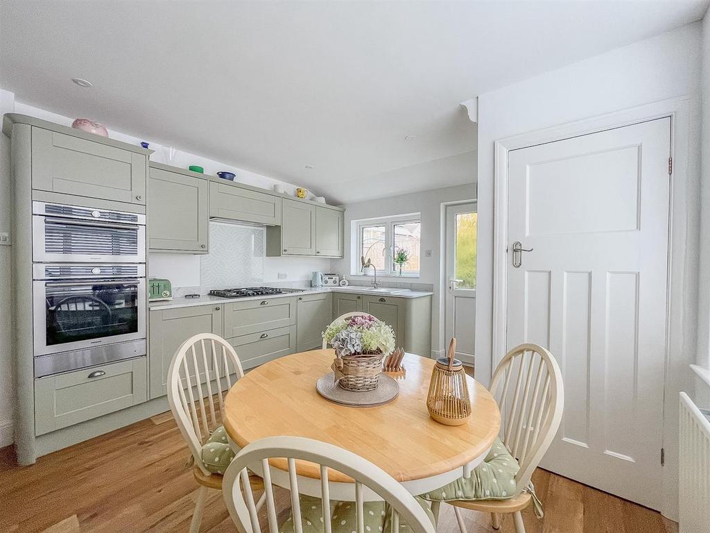 Kitchen / Diner