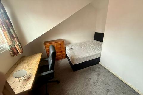 undefined, LEEDS LS4