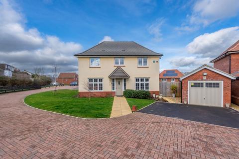 3 bedroom detached house for sale, Guernsey Road, Winscombe