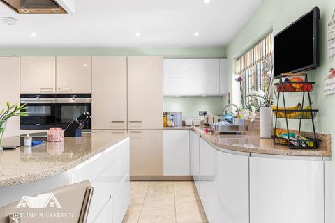 6 bedroom detached house for sale, Sheering Road, Harlow