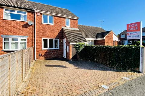 Townhouse - Brackenfield Way, Thurmaston, LE4
