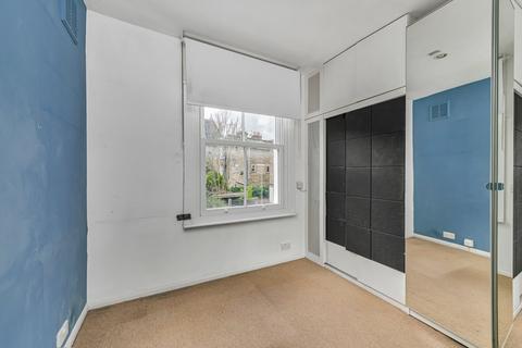 2 bedroom flat for sale, Sandmere Road, Clapham, London, SW4