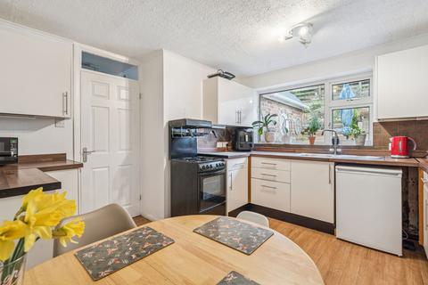 3 bedroom semi-detached bungalow for sale, Carisbrooke Avenue, High Wycombe HP12