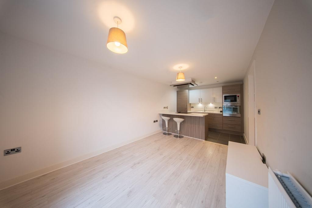 Living/Dining Area