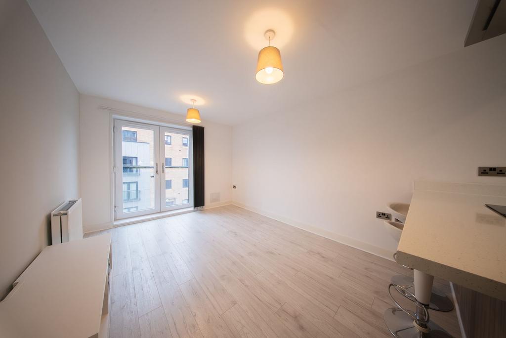 Living/Dining Area