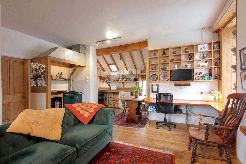 Kitchen/Living Room