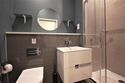 Studio to rent, Cornwall Street, Birmingham, B3
