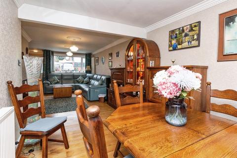 4 bedroom detached house for sale, Amblefield Way, Stafford