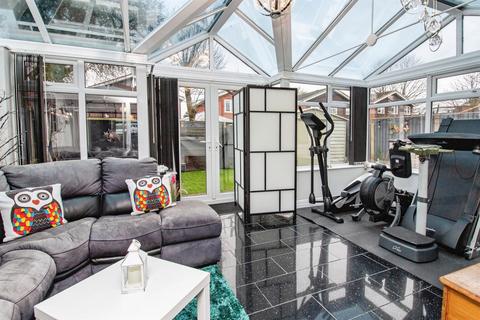 4 bedroom detached house for sale, Amblefield Way, Stafford