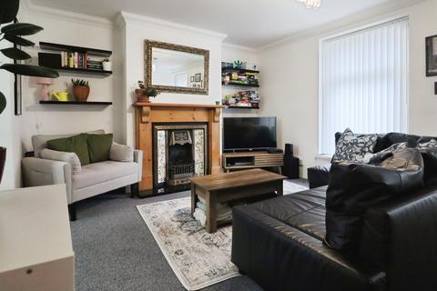 2 bedroom flat for sale, Lower Cathedral Road, Cardiff