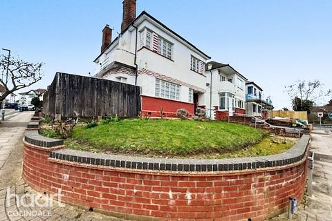 4 bedroom detached house for sale, Highview Avenue, Edgware, HA8