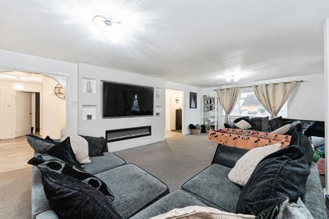 5 bedroom detached bungalow for sale, Highfields, Lakenheath, Brandon