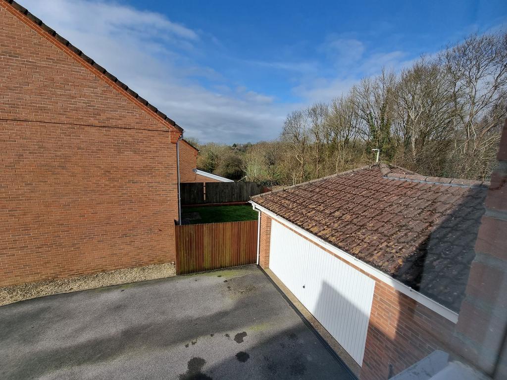 Garage &amp; Driveway
