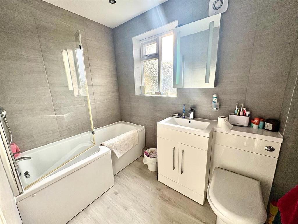 Ennerdale Drive, Elland (13