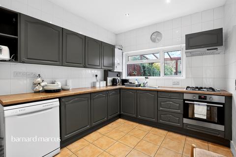 3 bedroom terraced house for sale, Morrison Avenue, LONDON