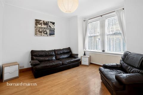 3 bedroom terraced house for sale, Morrison Avenue, LONDON