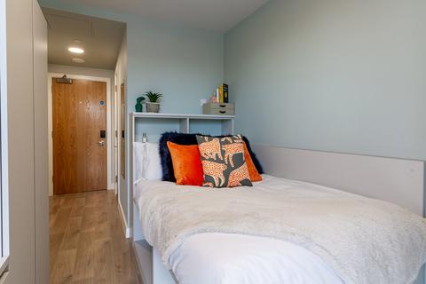 undefined, Gold En Suite at The Refinery, 6 Bingley Street LS3