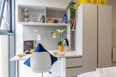 undefined, Gold En Suite at The Refinery, 6 Bingley Street LS3