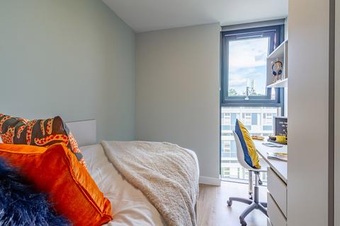 undefined, Gold En Suite at The Refinery, 6 Bingley Street LS3