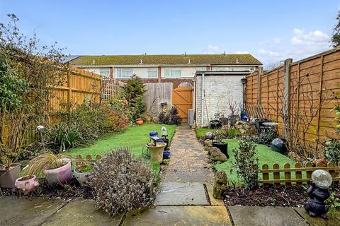 3 bedroom terraced house for sale, Courtwick Road, Littlehampton BN17