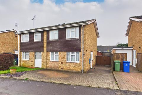Highfields, Towcester, NN12