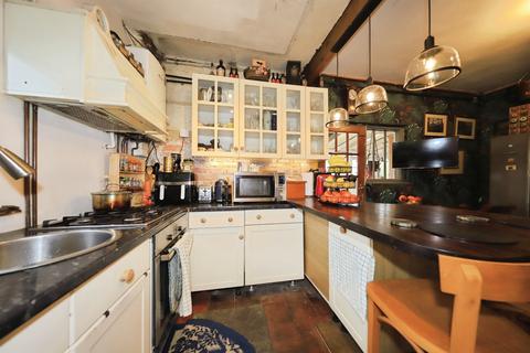 2 bedroom detached house for sale, Windsor Drive, KIDDERMINSTER