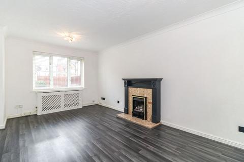 4 bedroom detached house for sale, Peacock Walk, Abbots Langley, WD5