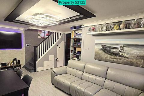 3 bedroom semi-detached house for sale, Rackham Mews, London, SW16 6BE