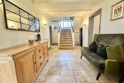 6 bedroom detached house for sale, Muscliffe Lane, Bournemouth, Dorset, BH9