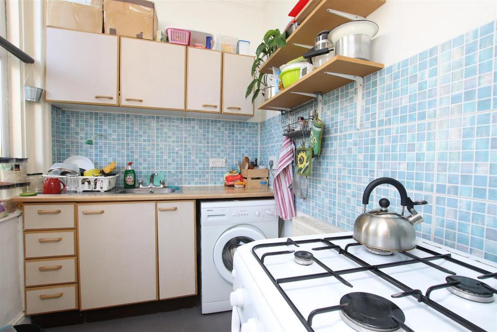 Kitchen.JPG