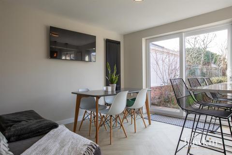 undefined, Longleaze, Royal Wootton Bassett SN4 8