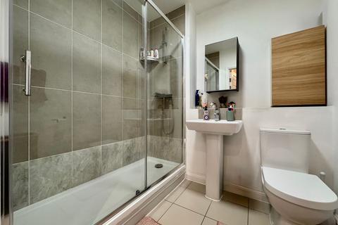 3 bedroom duplex for sale, Coxwell Boulevard, London, NW9