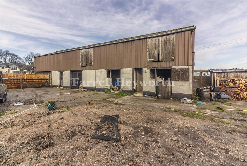 Barn f