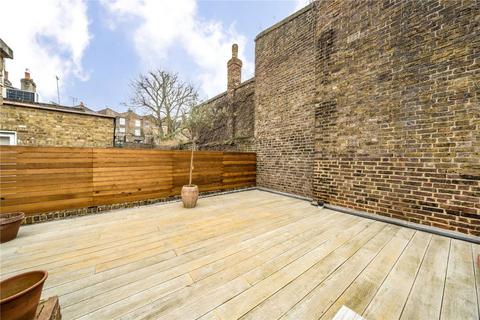 2 bedroom flat to rent, Portobello Road, London W11