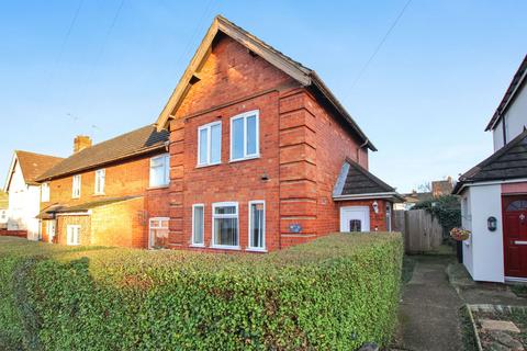 3 bedroom end of terrace house for sale, Randall Road, Northampton NN2