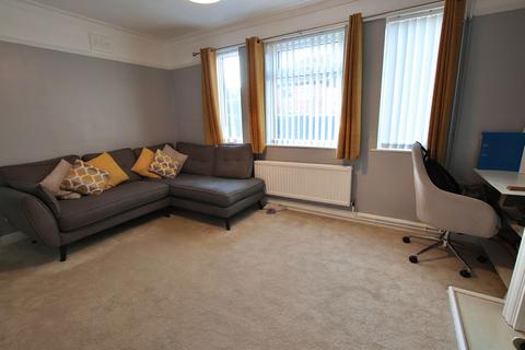 3 bedroom end of terrace house for sale, Randall Road, Northampton NN2