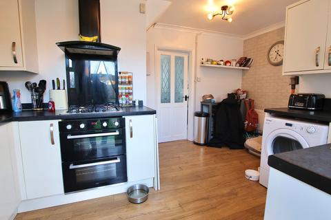 3 bedroom end of terrace house for sale, Randall Road, Northampton NN2