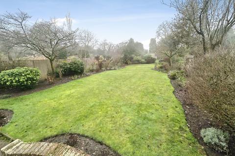 4 bedroom detached house for sale, Mirfield Road, Solihull, West Midlands B91 1JH