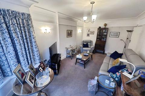 4 bedroom detached house for sale, Mirfield Road, Solihull, West Midlands B91 1JH