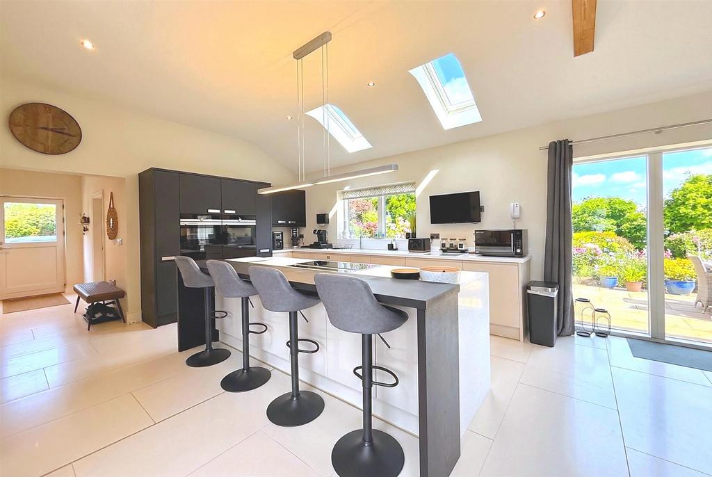 Kitchen bright white flash.jpg