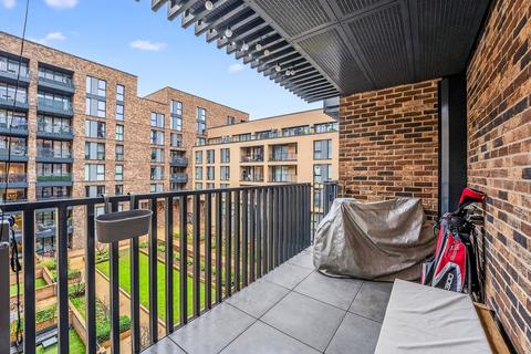 1 bedroom apartment for sale, Summerstown, London