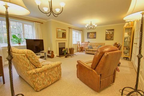 5 bedroom detached house for sale, Kilnwick, Driffield